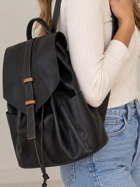 Vera Bradley Big Sky Backpack in Leather Black